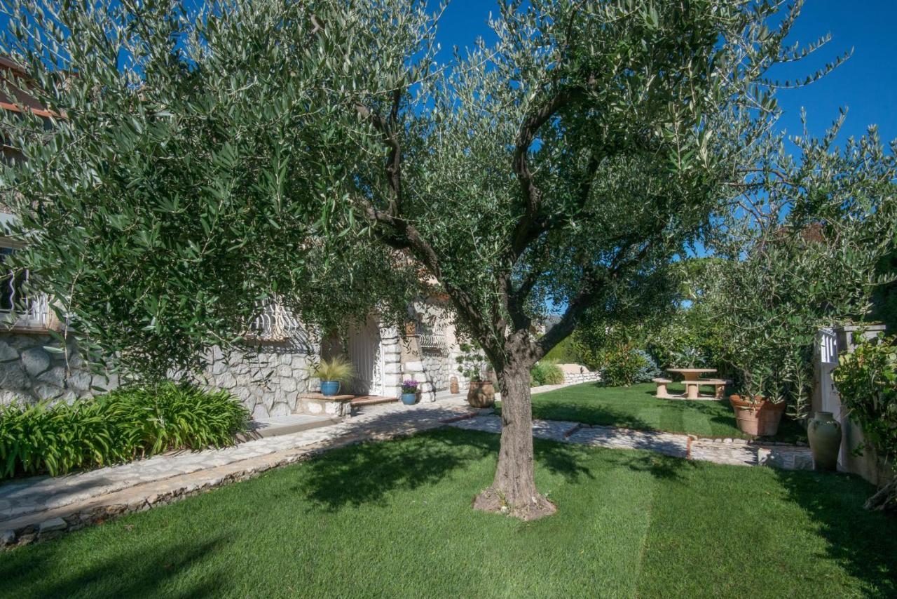 Bastide Les 3 Portes Saint-Paul-de-Vence Exteriör bild